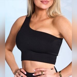 NWT Buffbunny ribbed seamless sports bra, black, size Medium